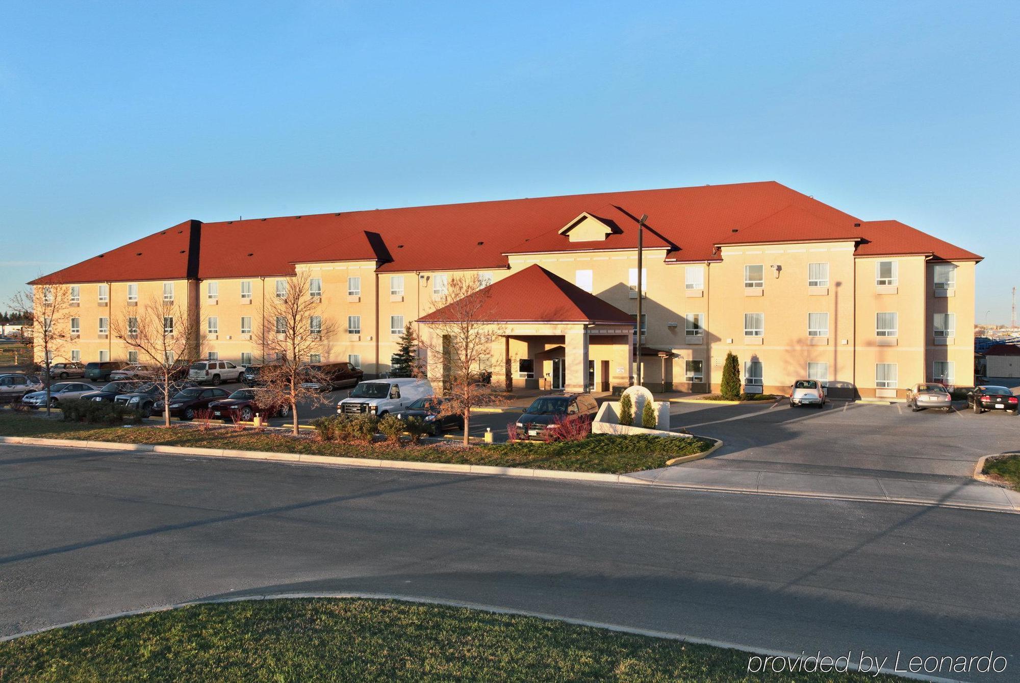 Quality Inn & Suites Yorkton Esterno foto
